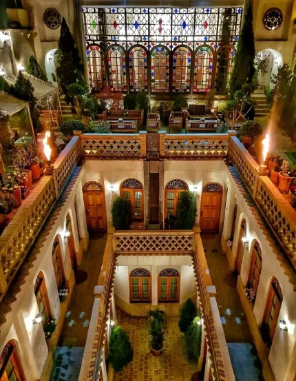 ghasre monshi restaurant